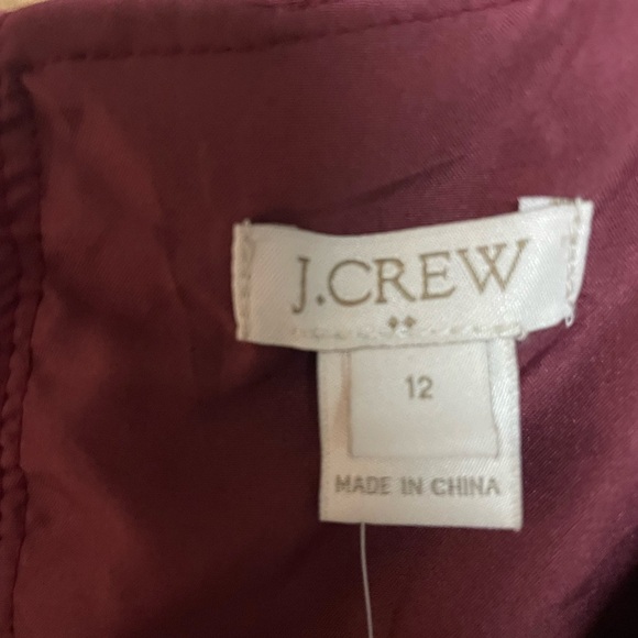 J.Crew size12 Scoop Neck Rich Burgundy Soft Velvet Sleeveless Blouse with Button - Picture 2 of 7